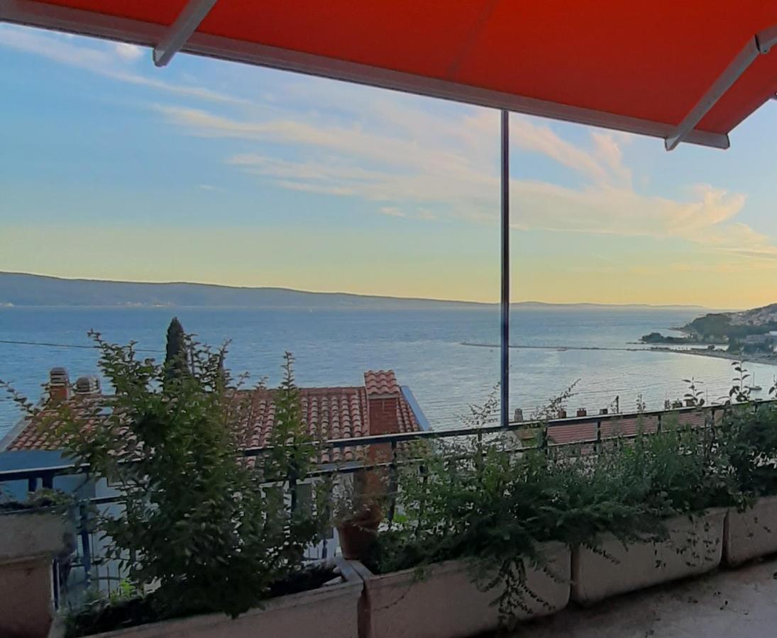 Apartman Nora Омиш Экстерьер фото