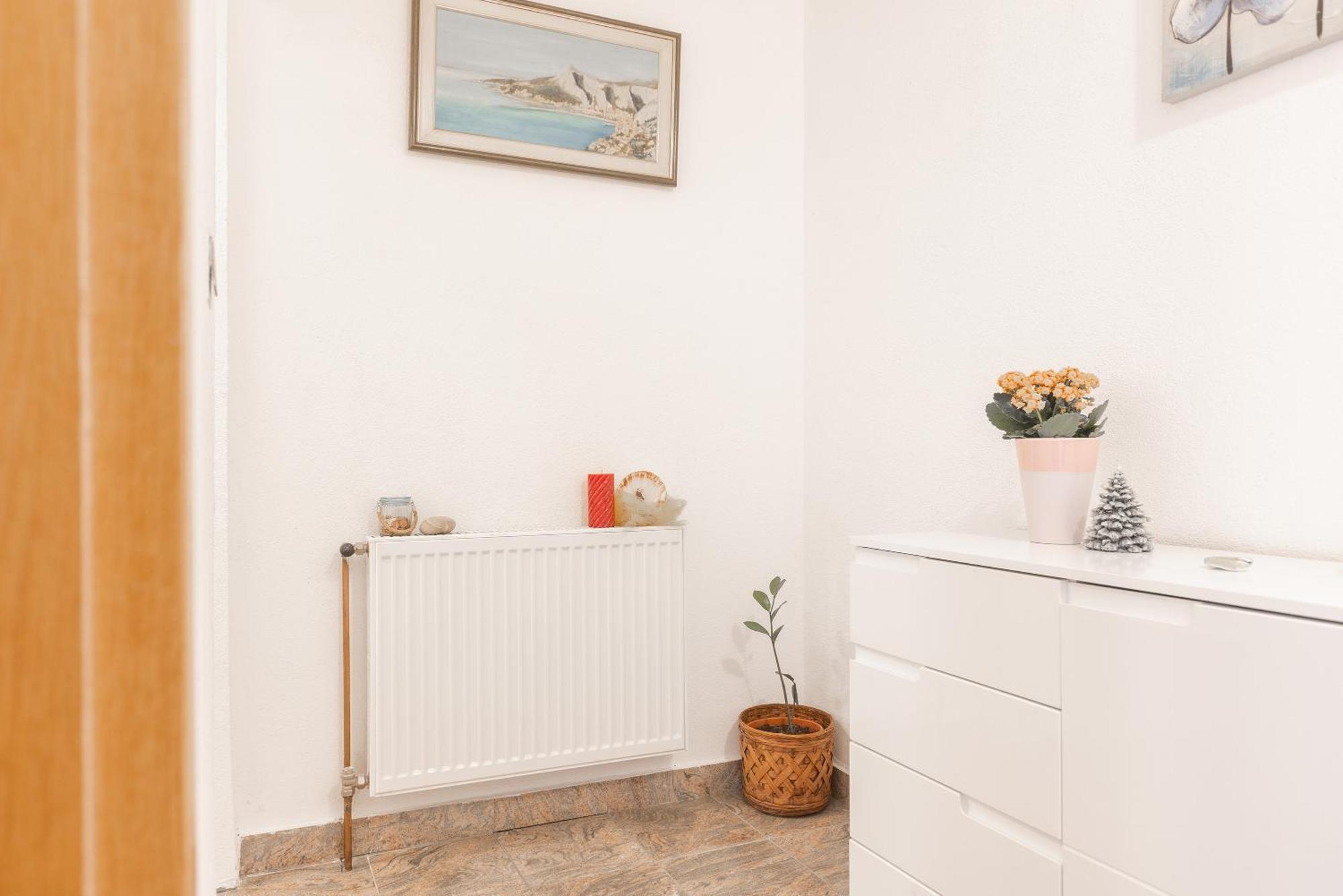 Apartman Nora Омиш Экстерьер фото